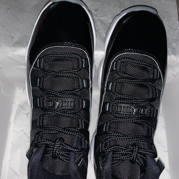 SOLD!!!!Women’s Retro 11s - Picture 4 of 7